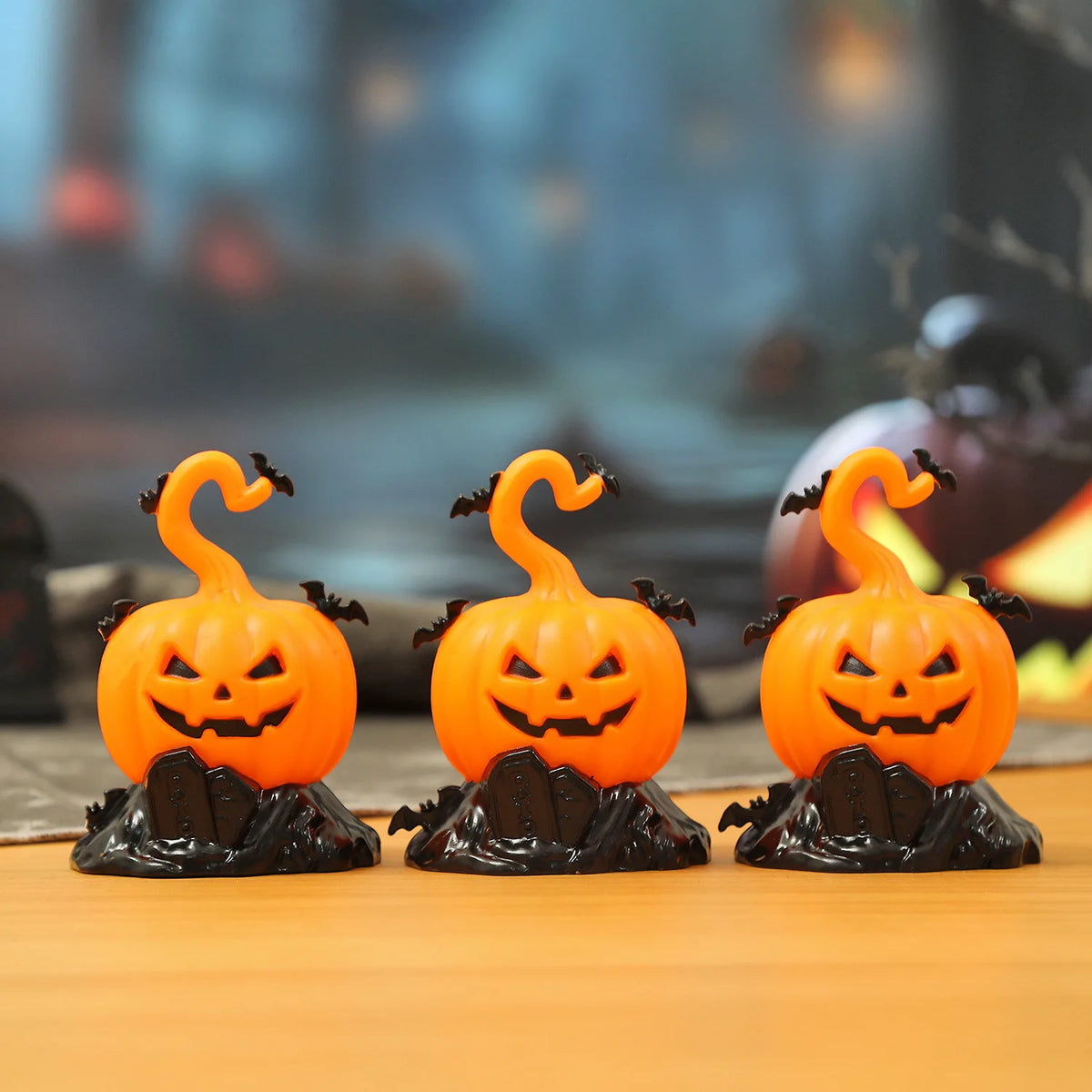 Halloween Pumpkin Lantern with Hook – LED Candle Light Decoration for Home, Porch, Bar & Party