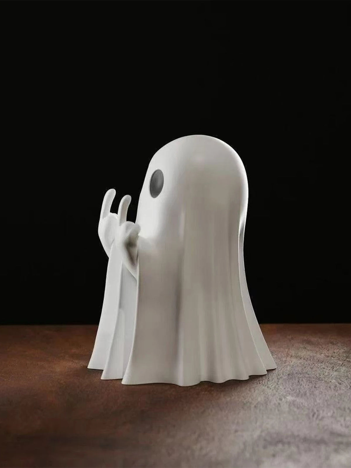 Middle Finger Ghost Statue | Funny Halloween Decoration | 7.5cm Resin Ghost Figure