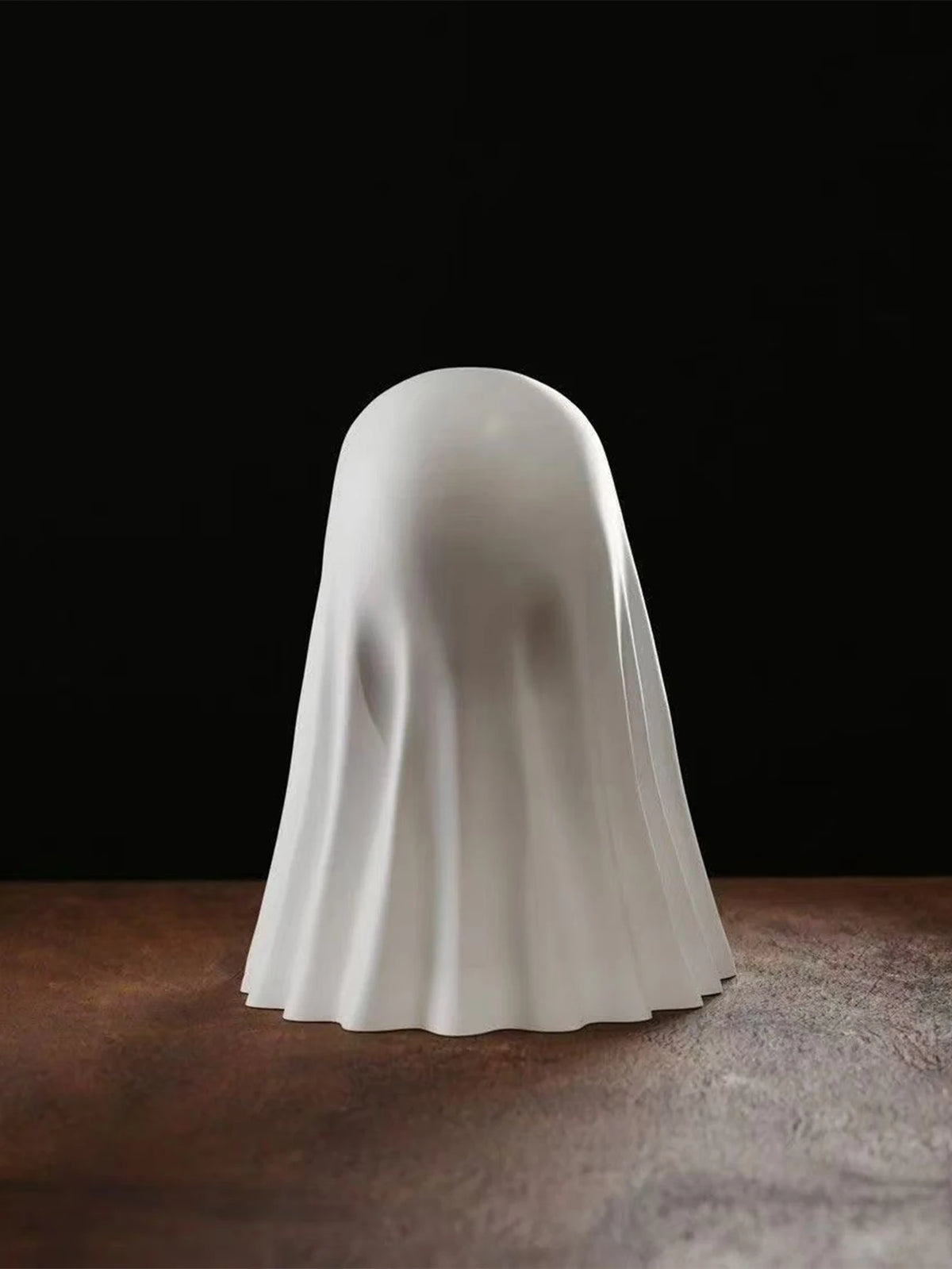 Middle Finger Ghost Statue | Funny Halloween Decoration | 7.5cm Resin Ghost Figure