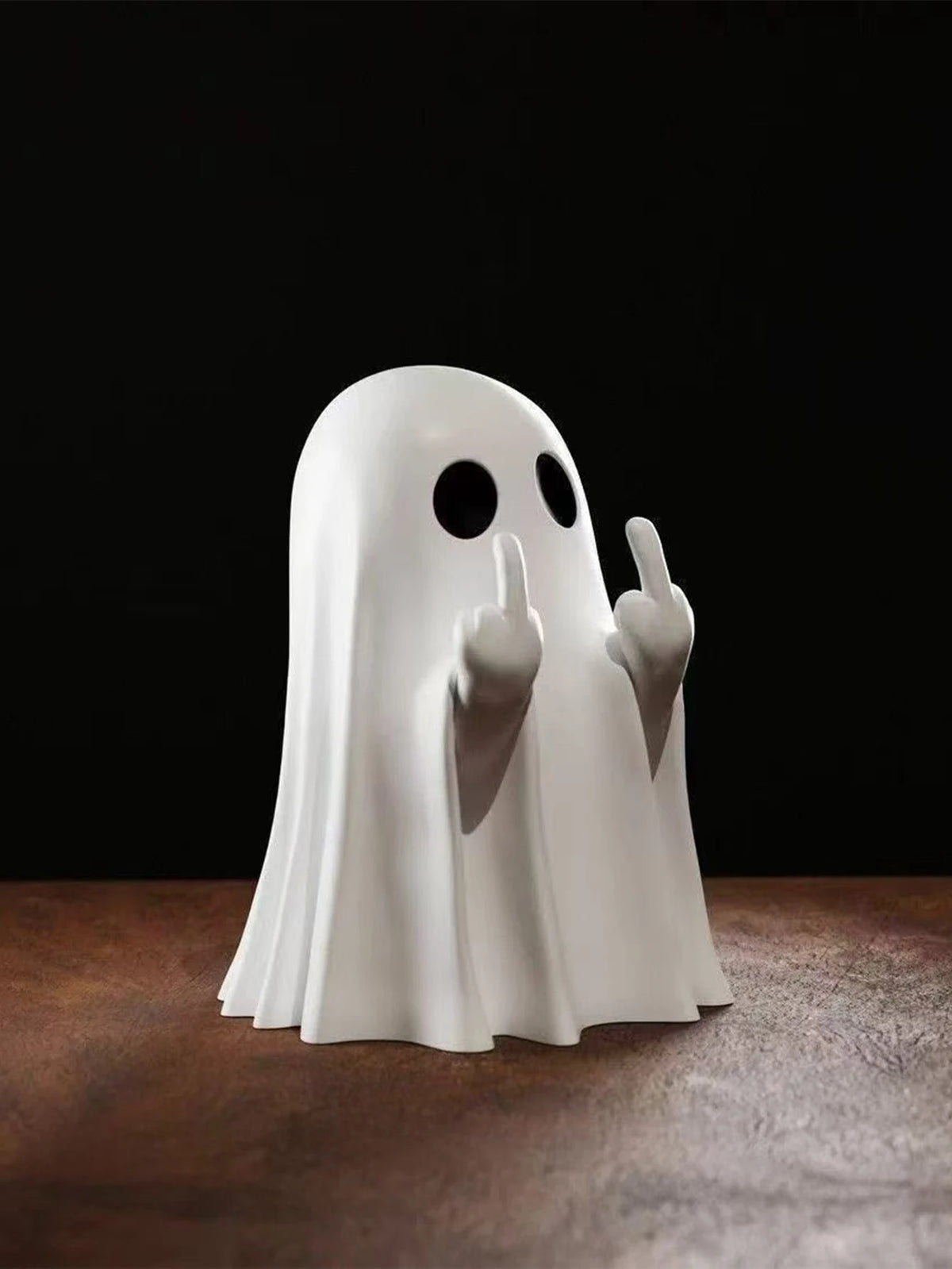 Middle Finger Ghost Statue | Funny Halloween Decoration | 7.5cm Resin Ghost Figure